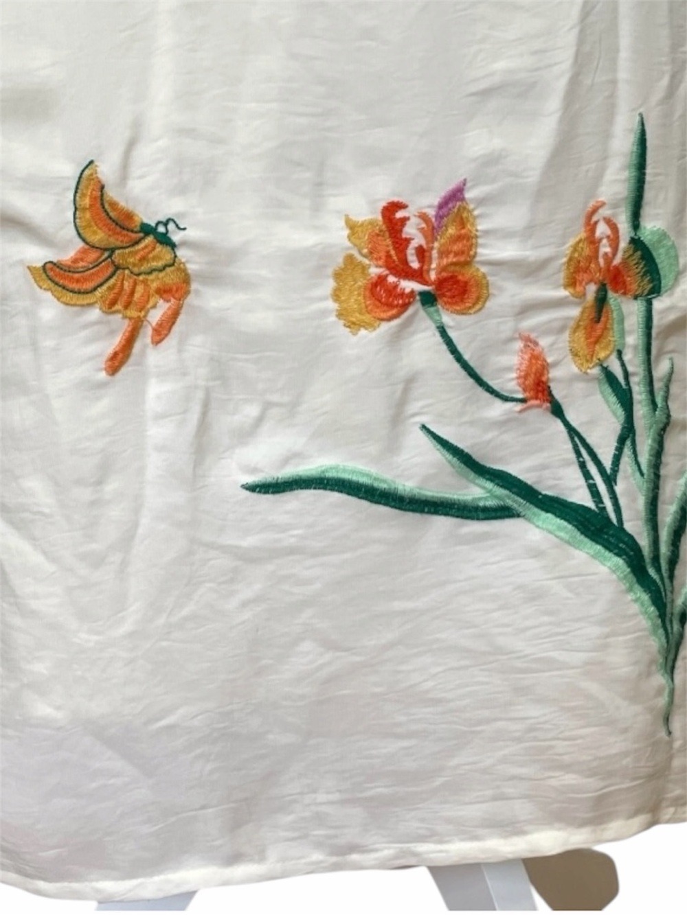 Urban Outfitters Phoenix Embroidered Midi Dress Ivory Butterfly Floral Size S - Picture 7 of 13